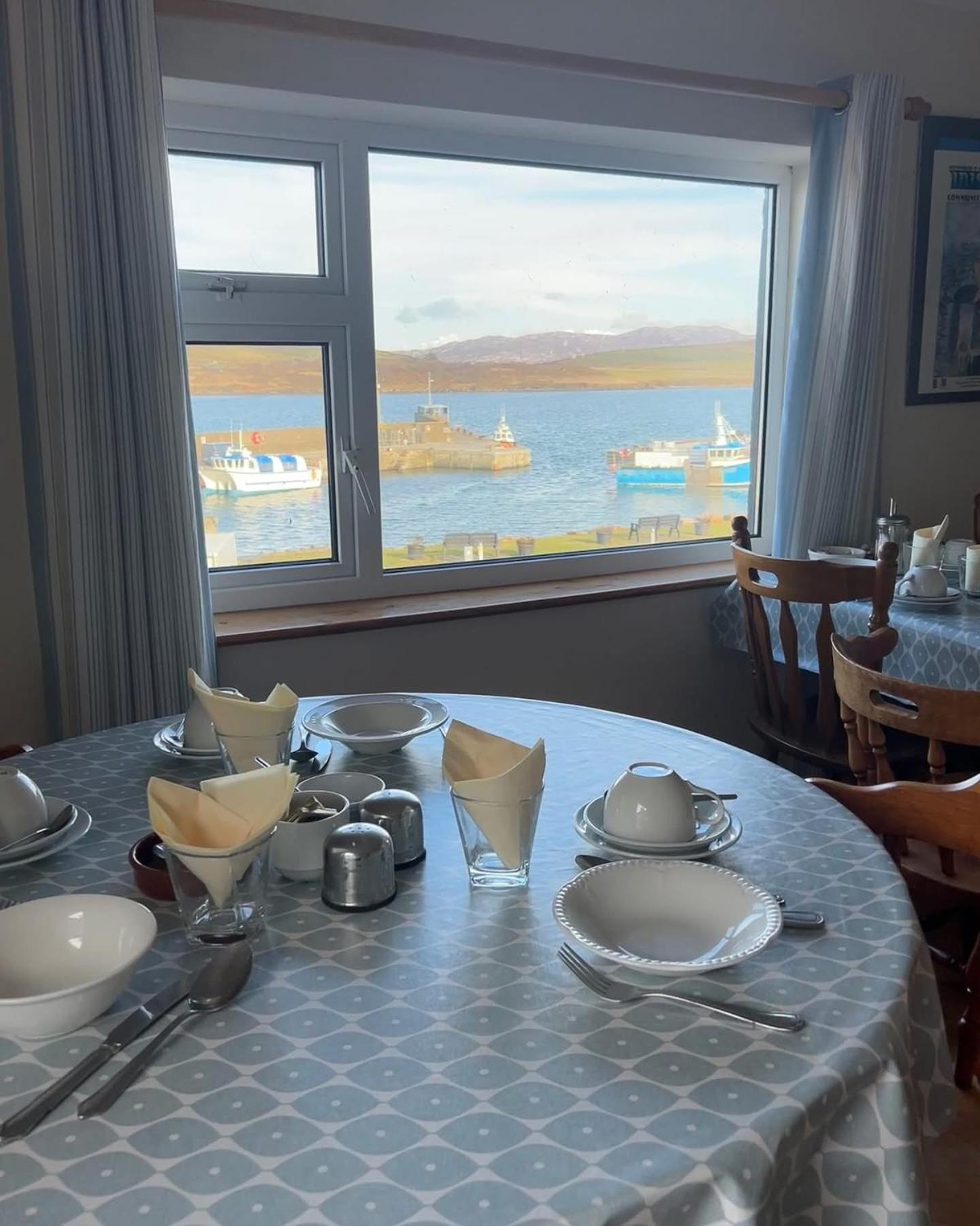 Oliver'S Seafood Bar, Bed & Breakfast Cleggan Exterior foto